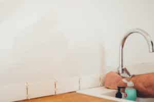 White back painted backsplash